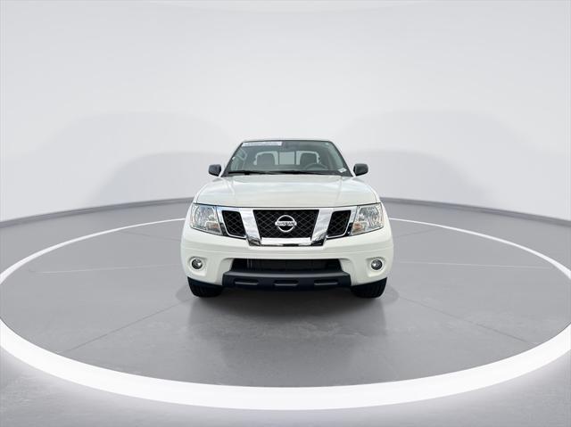 2021 nissan frontier sv