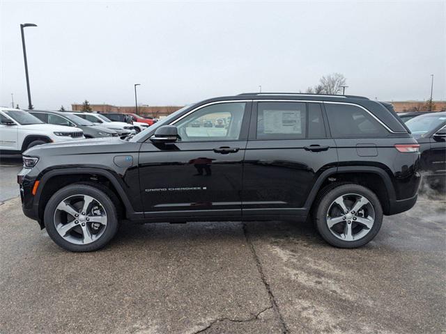 2023 jeep grand cherokee 4xe base