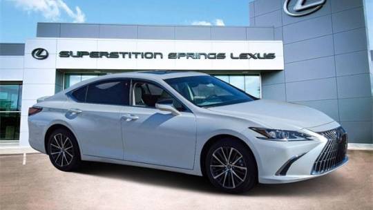 2025 Lexus ES