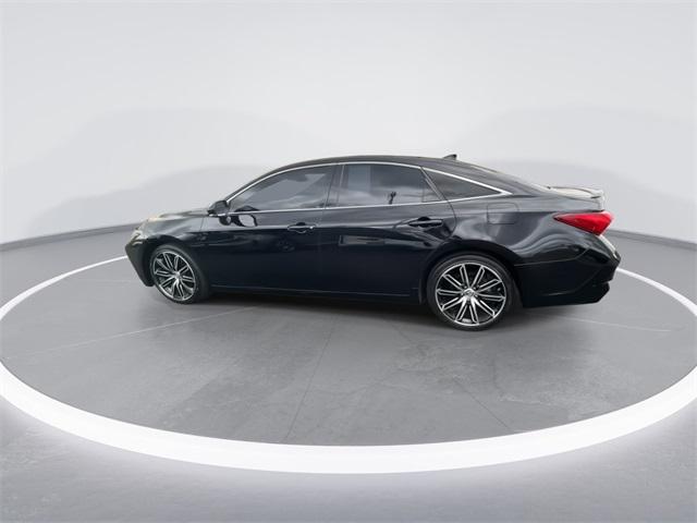 2019 toyota avalon touring