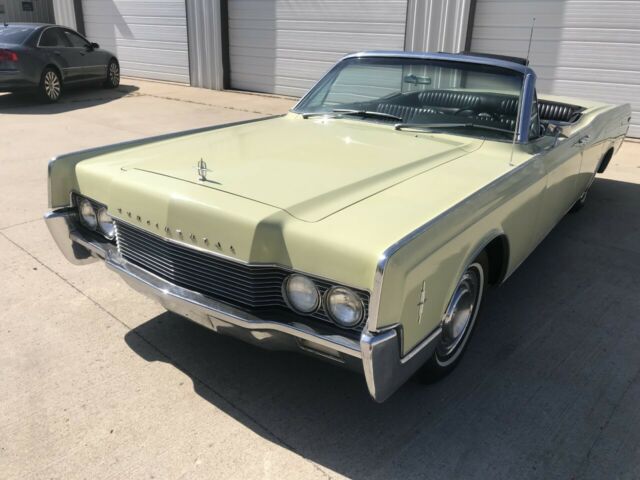new power convertible cloth top, factory air conditioning, suicide doors