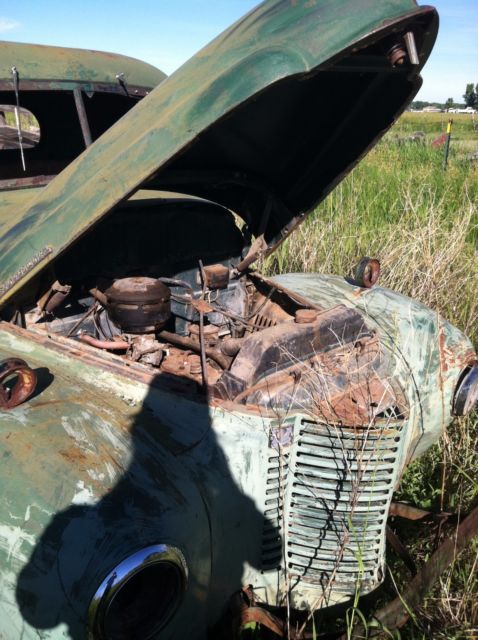1946 internatioinal harvester 3/4/ ton flatbed pickup