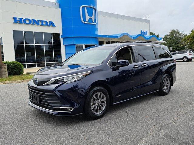 2021 toyota sienna xle 7 passenger