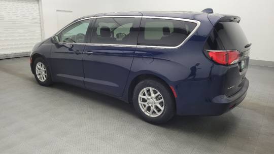 2020 Chrysler Voyager