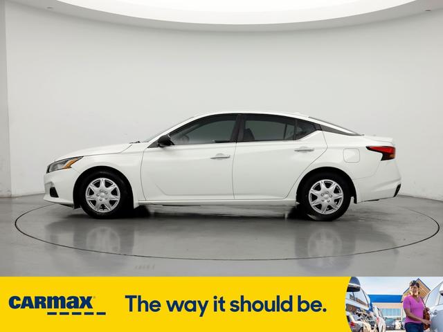 2019 nissan altima s