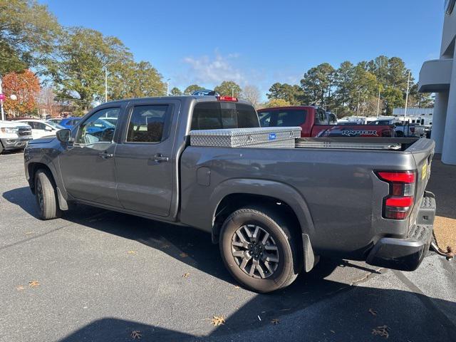 2023 nissan frontier sv