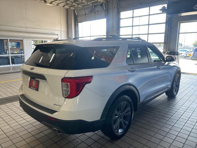 2022 ford explorer xlt