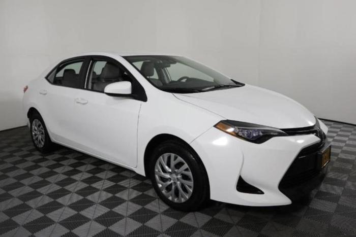 2017 toyota corolla le le 4dr sedan for sale in anchorage, alaska