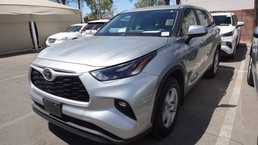 2023 toyota highlander le