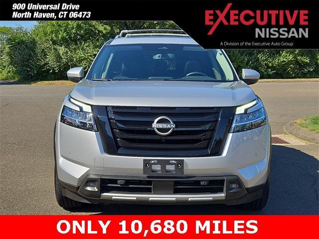 2023 nissan pathfinder sl