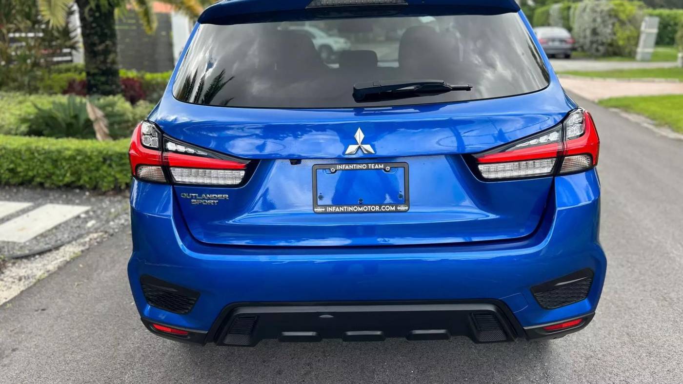 2021 mitsubishi outlander sport es
