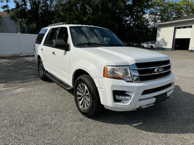 2017 ford expedition xlt