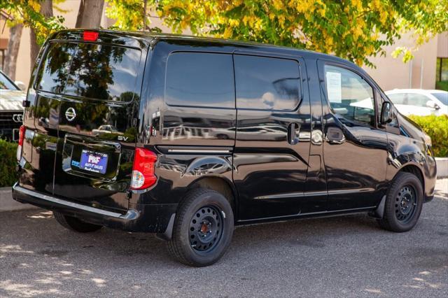 2017 nissan nv200 sv