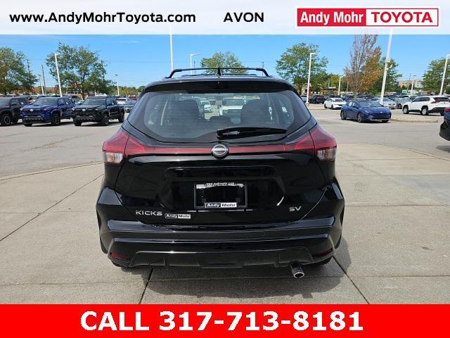 2024 nissan kicks sv