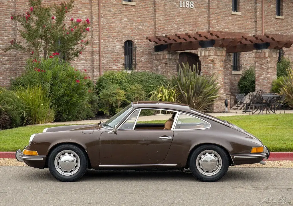 1969 porsche 912 sunroof coupe 100% solid orig body excellent gaps #match