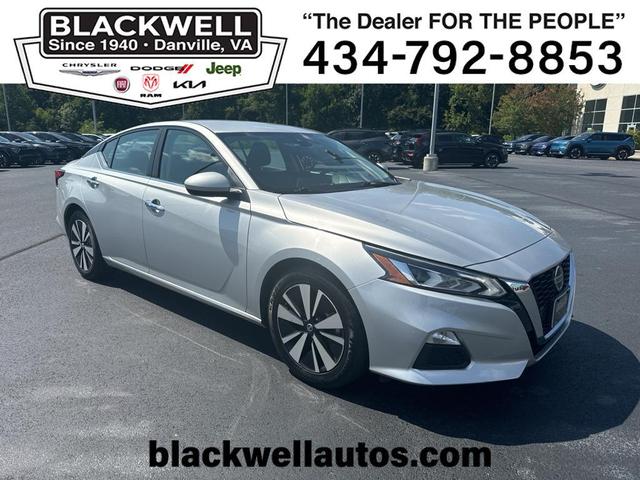 2022 nissan altima 2.5 sv
