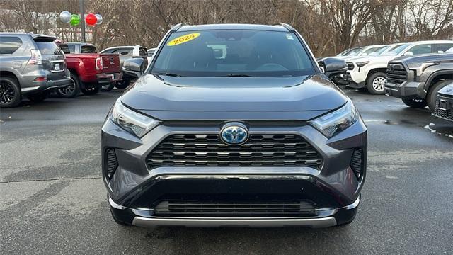 2024 toyota rav4 hybrid se