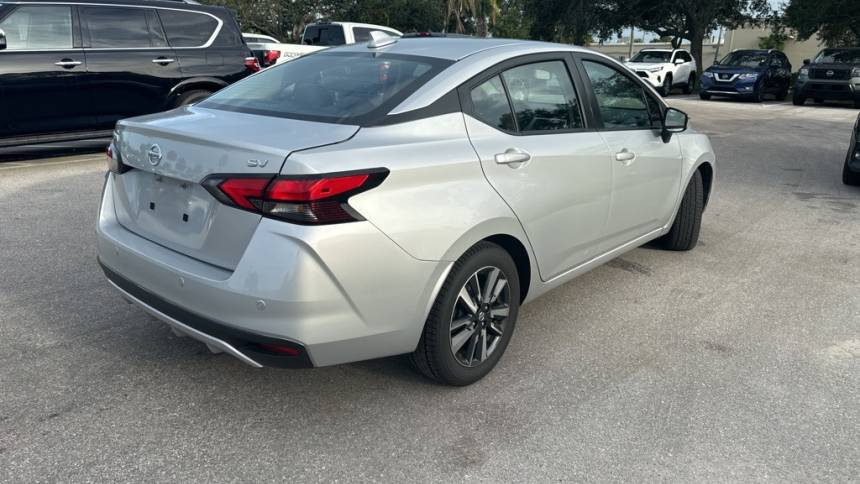 2021 nissan versa sv