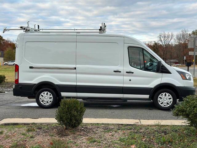 2017 ford transit-350 148 wb medium roof cargo