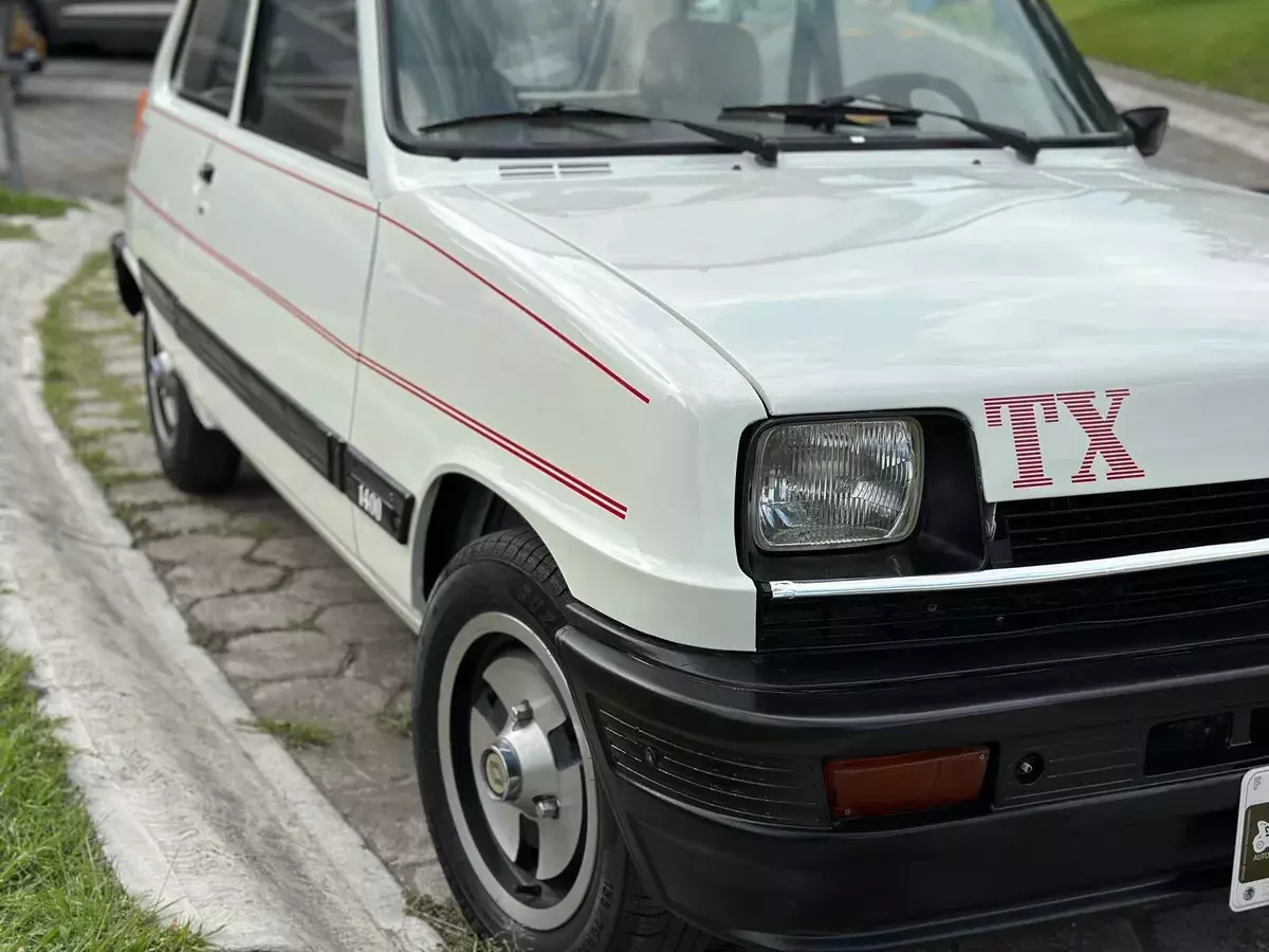 white 1984 renault r5 mirage tx - fully restored, great condition