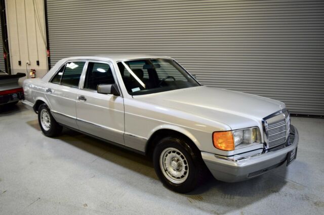 1985 mercedes-benz 380se with only 9k miles pristine collectible