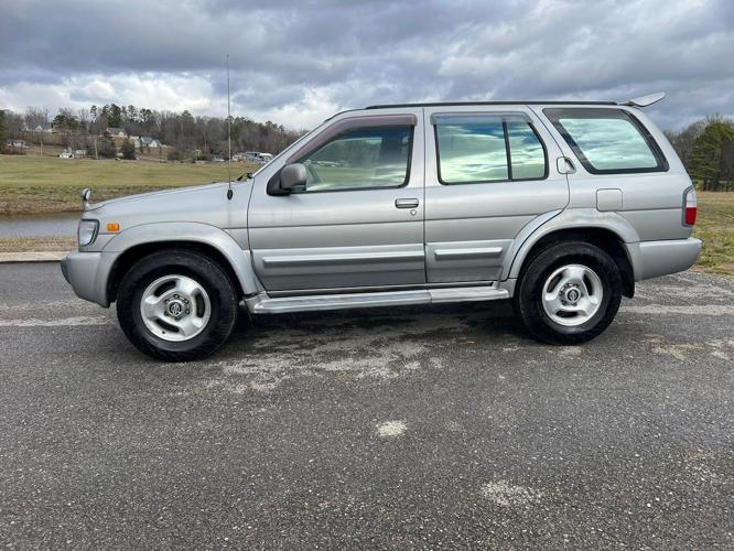 1997 nissan terrano in cleveland, tennessee