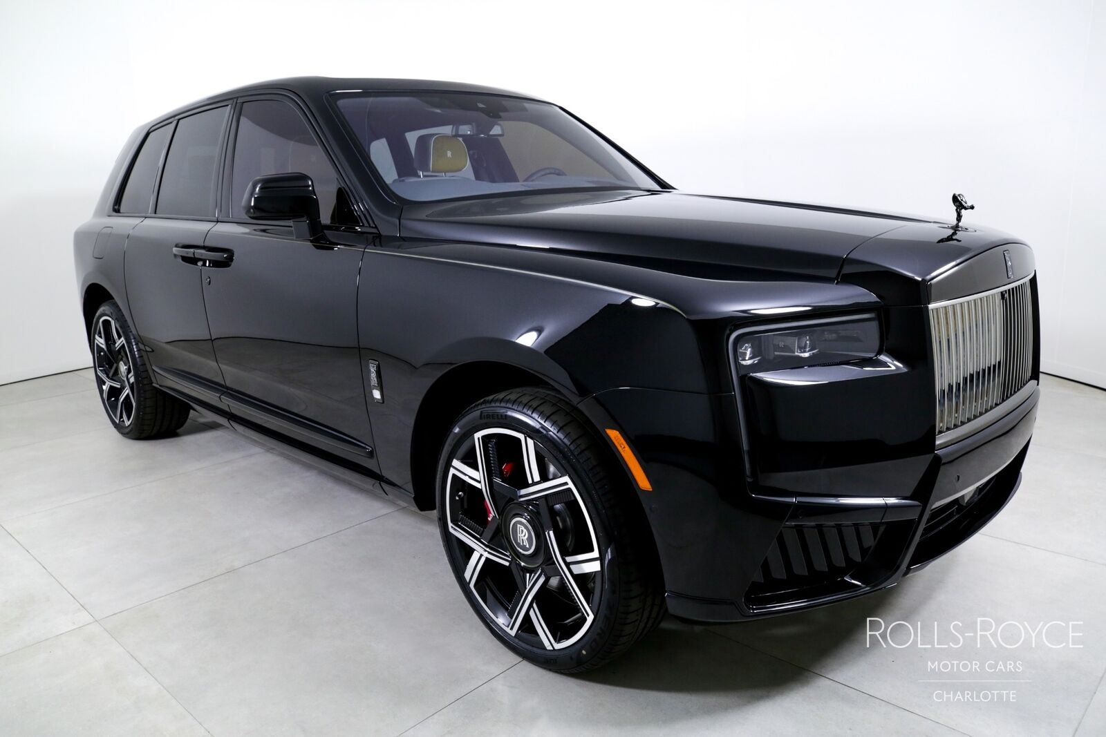 2025 rolls-royce black badge cullinan