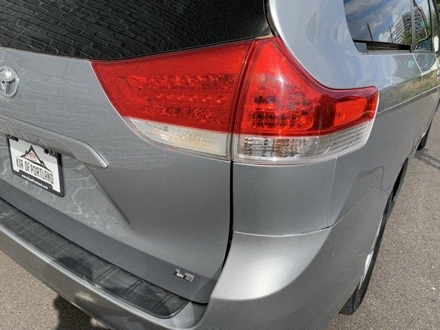 used 2012 toyota sienna le portland, or 97232 for sale in portland, oregon