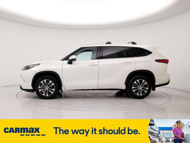 2021 toyota highlander xle