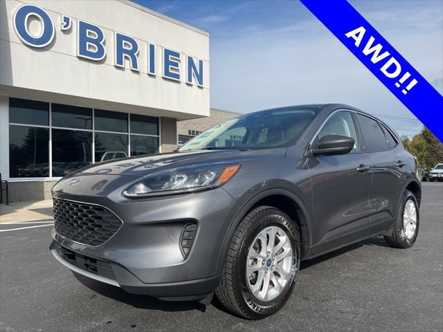 2022 ford escape se