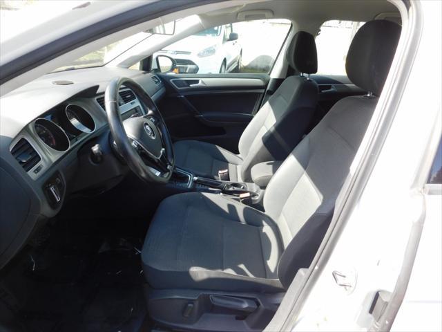 2017 volkswagen golf sportwagen tsi s