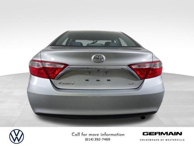 2016 toyota camry le