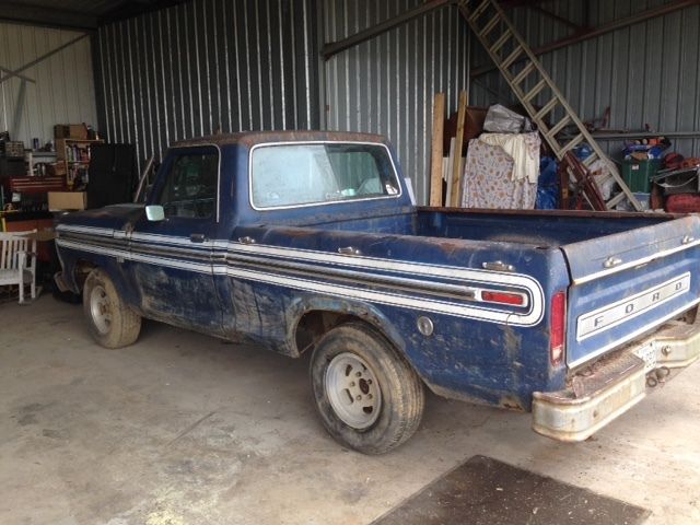 1976 ford f-100 base cab & chassis 2-door 6.4l