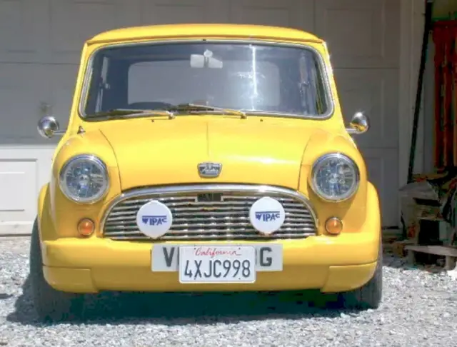 1968-austin-mini-cooper-mark i-super deluxe-right hand drive