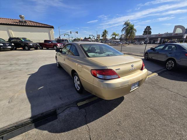 2001 toyota camry solara se