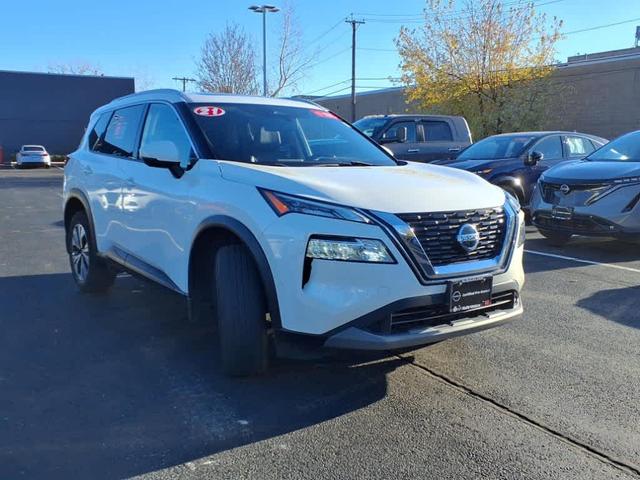 2021 nissan rogue sv
