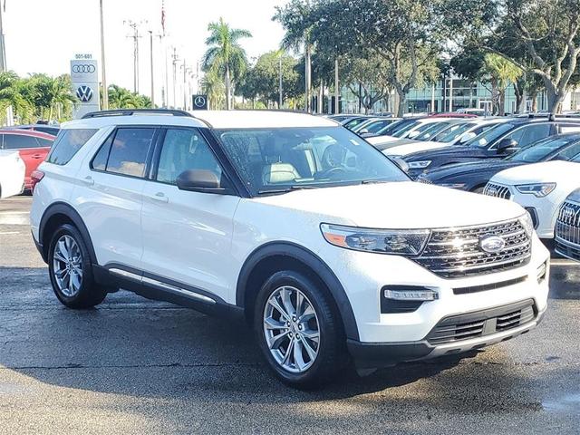 2021 ford explorer xlt