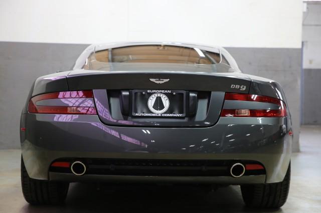2005 aston martin db9
