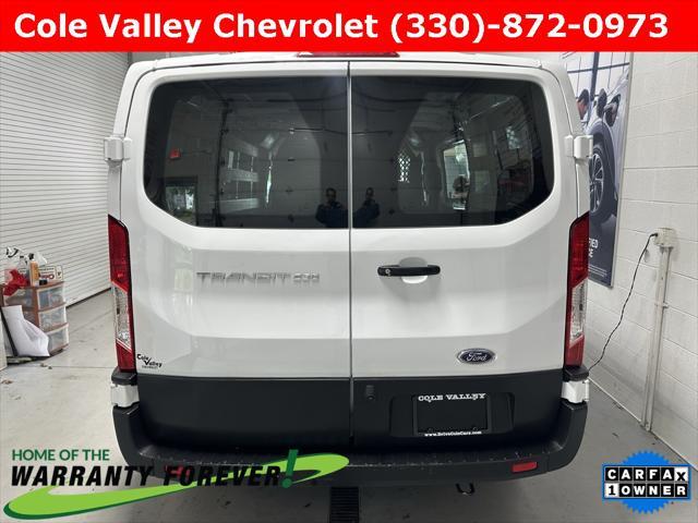 2022 ford transit-150 base