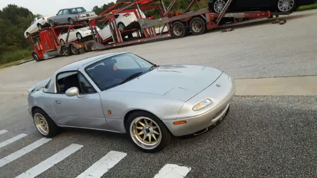 1991 eunos roadster - right hand drive - mazda miata - low miles - clean - look