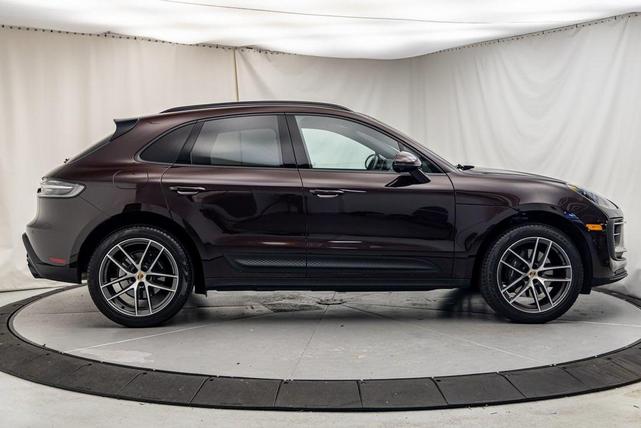 2024 porsche macan base