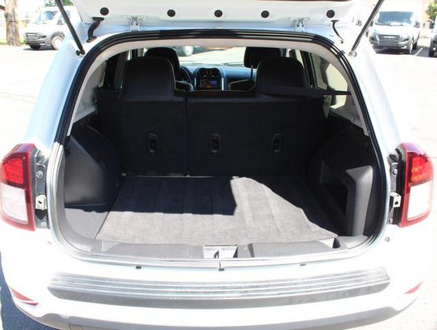 2017 jeep compass latitude