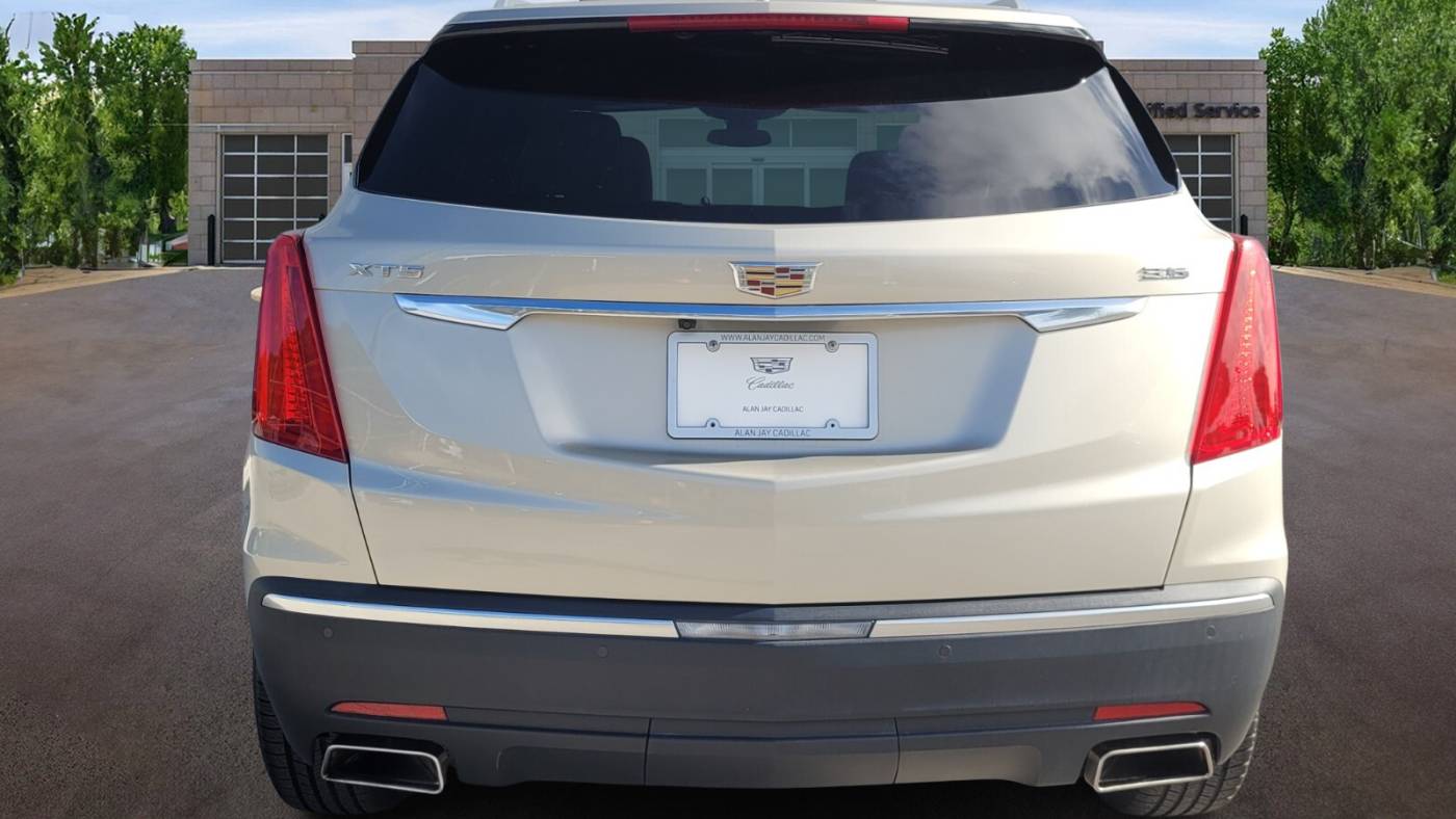 2017 cadillac xt5 luxury