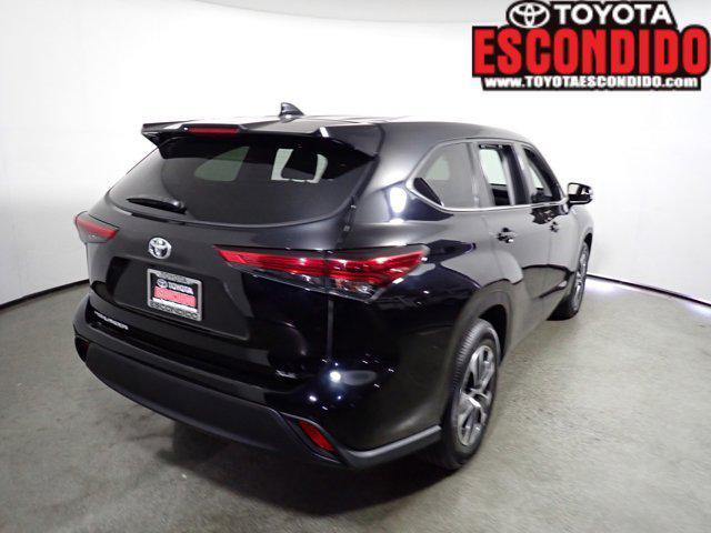 2022 toyota highlander xle