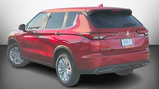 2024 Mitsubishi Outlander