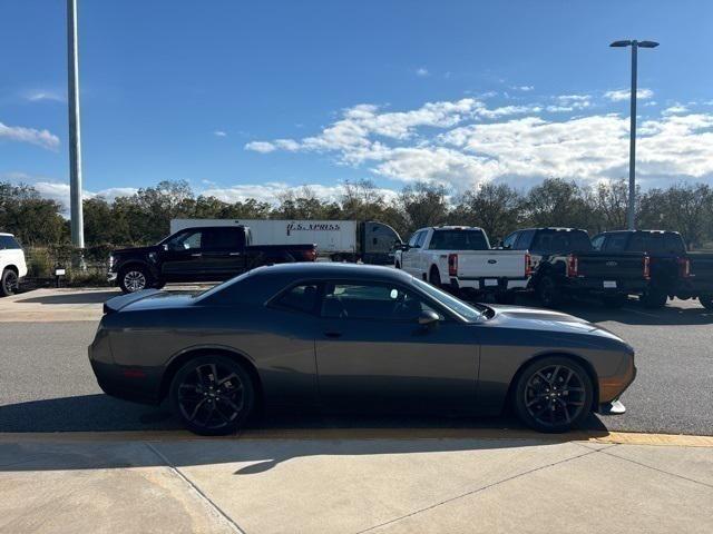 2021 dodge challenger gt