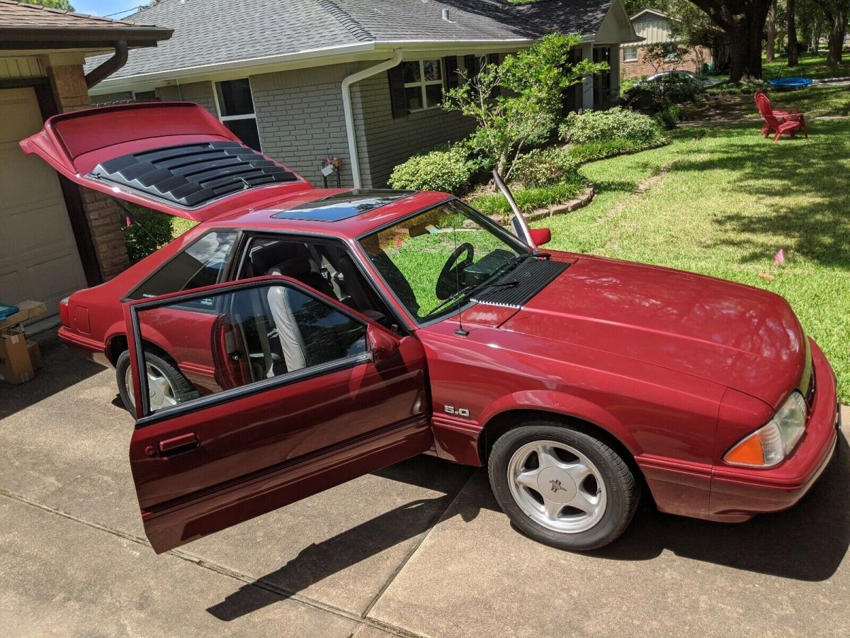 1991 ford mustang hatchback red rwd automatic lx