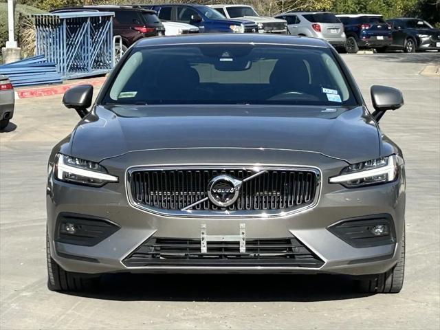 2021 volvo s60 t5 momentum