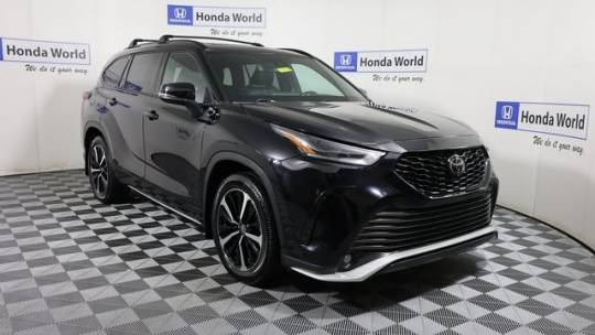 2021 toyota highlander xse