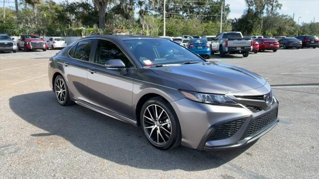 2023 toyota camry se